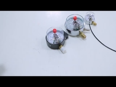 NO+NO เสาเหล็กสีดํา 1.6MPa 100mm 380V แมนโมเมตรการติดต่อไฟฟ้า AC เครื่องวัดแรงดัน