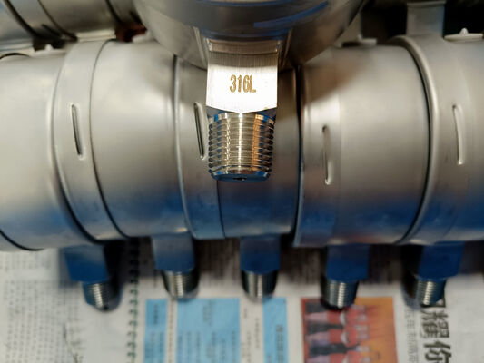 4 นิ้ว 316 เครื่องวัดความดันจากสแตนเลส พร้อมวงแหวนบอยเน็ตเพื่อผลงานกันกระแทก