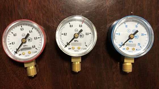 เครื่องวัดความดันการทดสอบแก๊สขนาด 2 นิ้ว (50 มม.) ระยะ 0-25MPa และรับรองความแม่นยําสูงสําหรับระบบแก๊ส