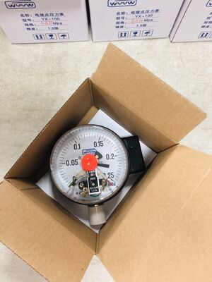 Thread Size 3/8 and 1/2 Inches High Pressure Regulator Including Glass Window Suitable for Accurate Pressure Management in Complex Systems